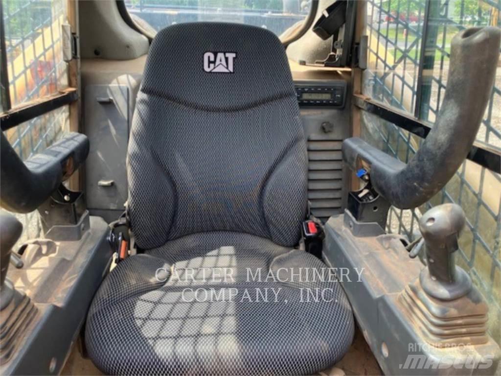 CAT 299D3 XE Міні-навантажувачі