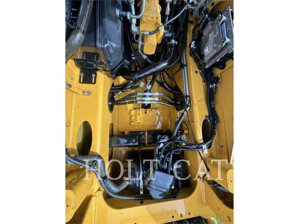 CAT 299D3 XPS Гусеничні вантажники