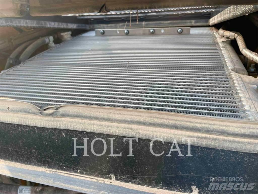 CAT 299D3_XPS Гусеничні вантажники