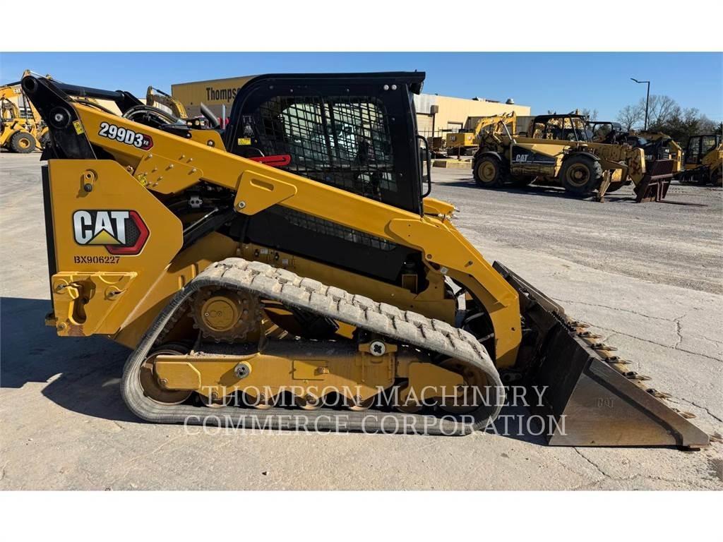 CAT 299D3XE Гусеничні вантажники