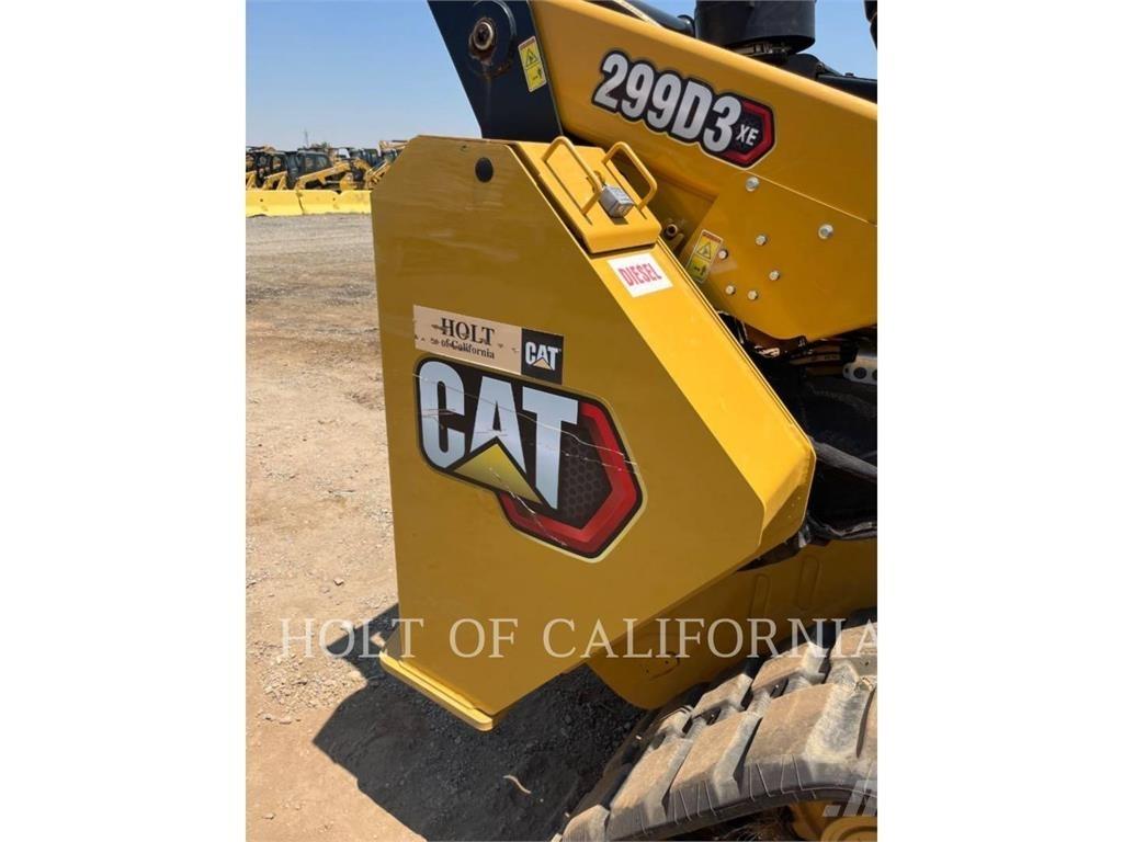 CAT 299D3XE Гусеничні вантажники
