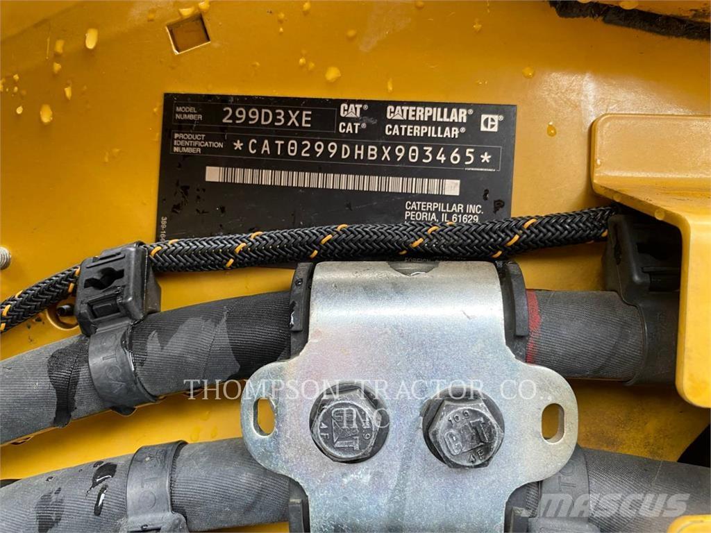CAT 299D3XE Гусеничні вантажники