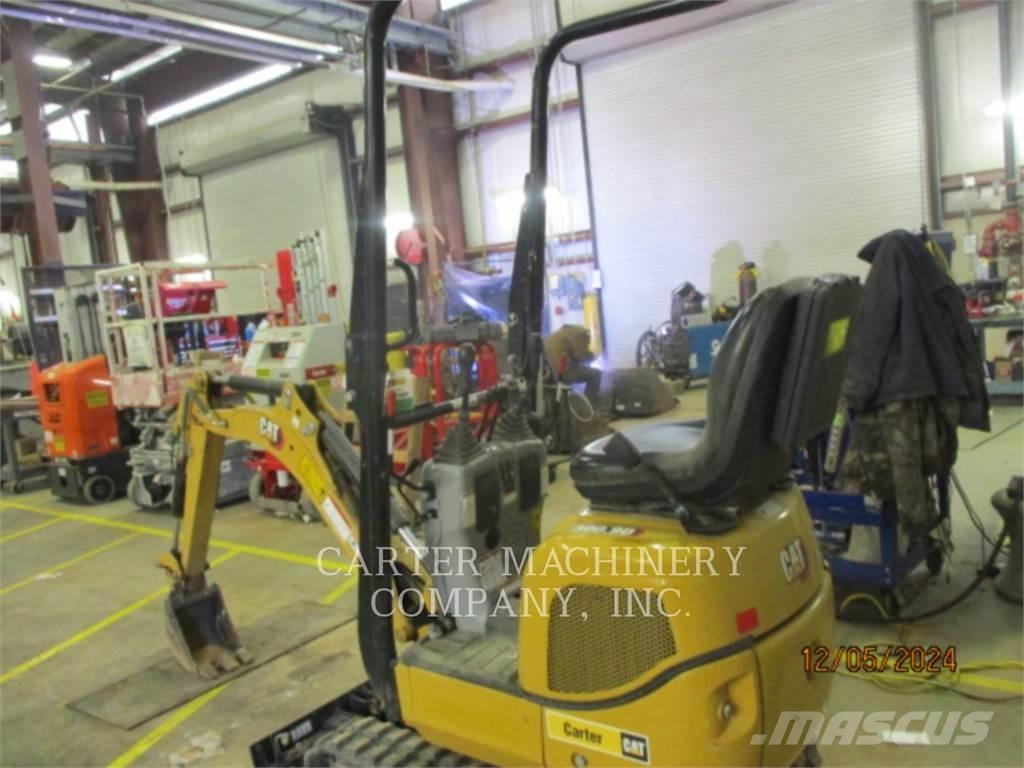 CAT 300.9D Гусеничні екскаватори