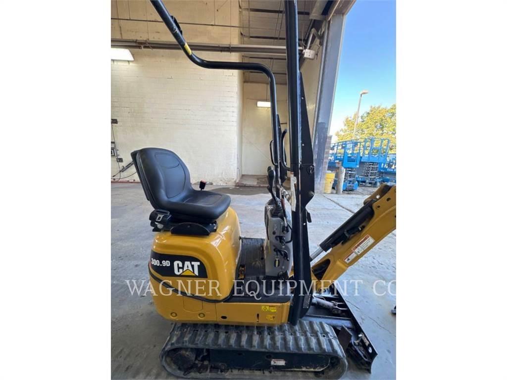 CAT 300.9D Гусеничні екскаватори