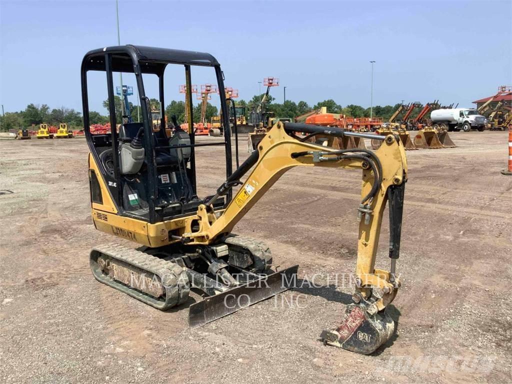 CAT 301.4C Гусеничні екскаватори