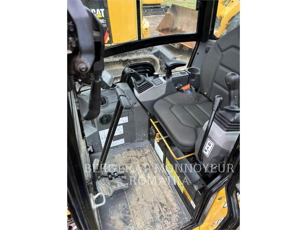 CAT 301.6-05 Гусеничні екскаватори