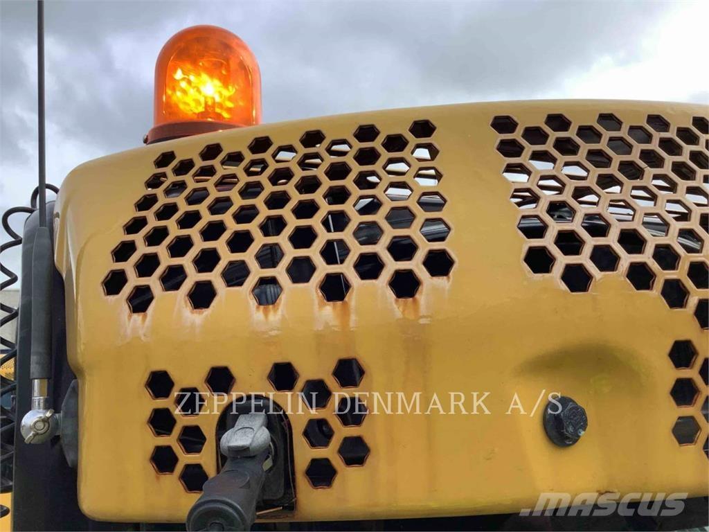 CAT 301.605 Гусеничні екскаватори