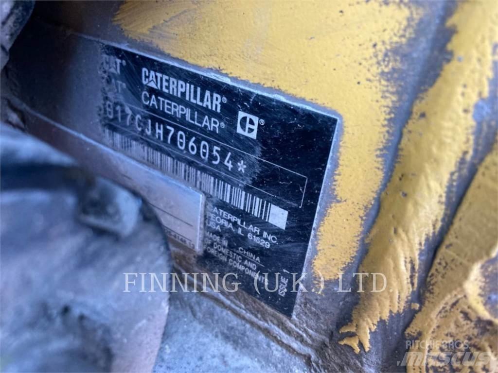 CAT 301.7 Гусеничні екскаватори