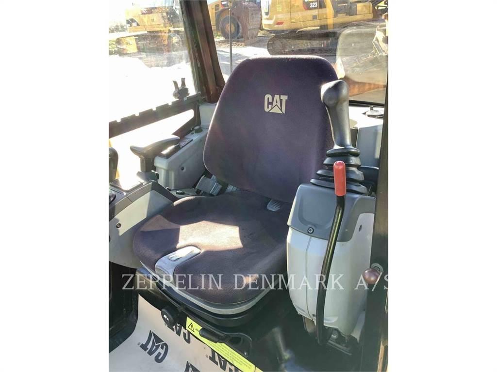 CAT 301.7D Гусеничні екскаватори