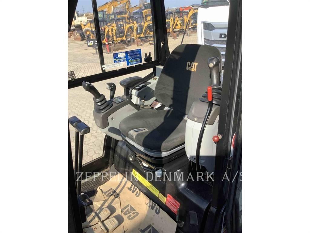 CAT 301.7D Гусеничні екскаватори