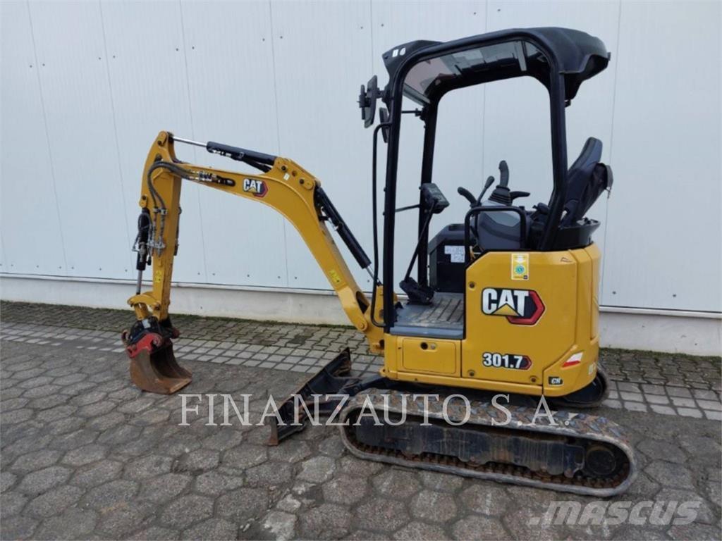 CAT 301.7D Гусеничні екскаватори