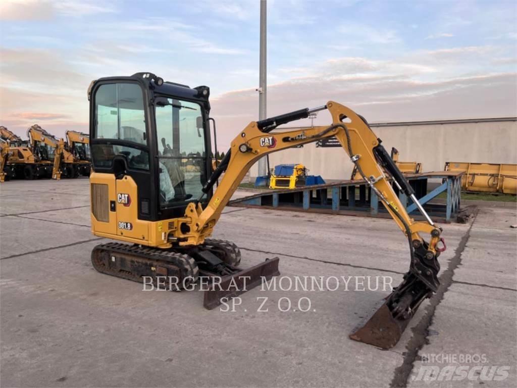 CAT 301.8 Гусеничні екскаватори