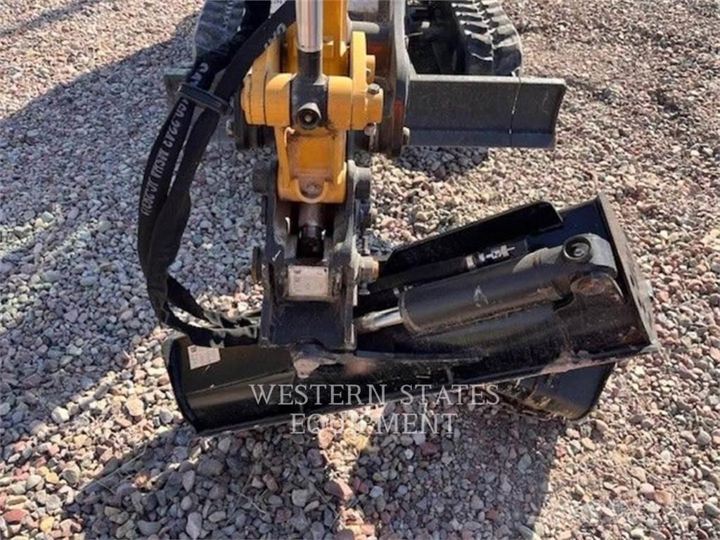 CAT 301.8 Гусеничні екскаватори