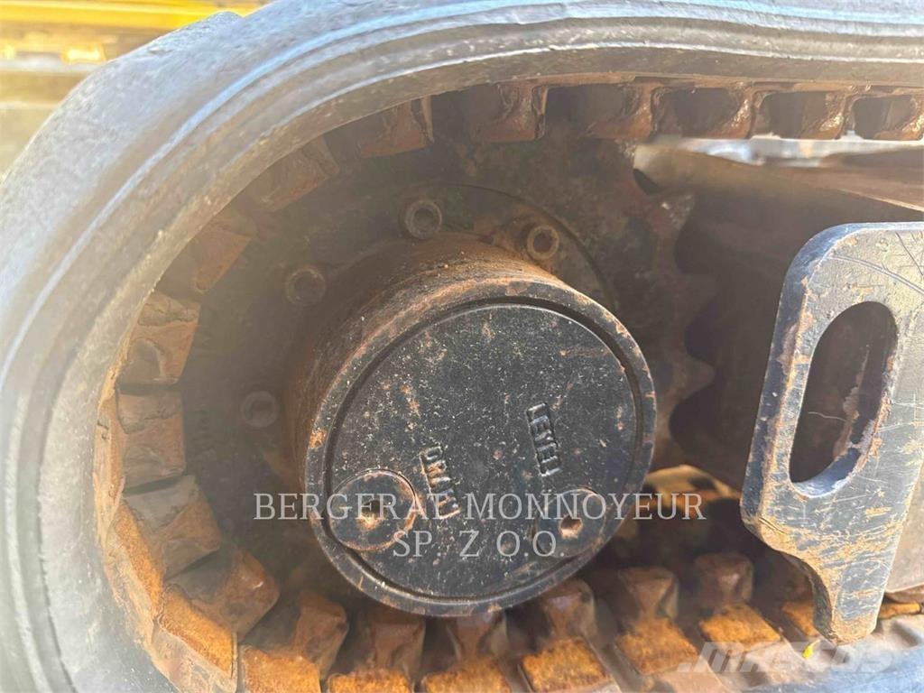 CAT 301.8 Гусеничні екскаватори
