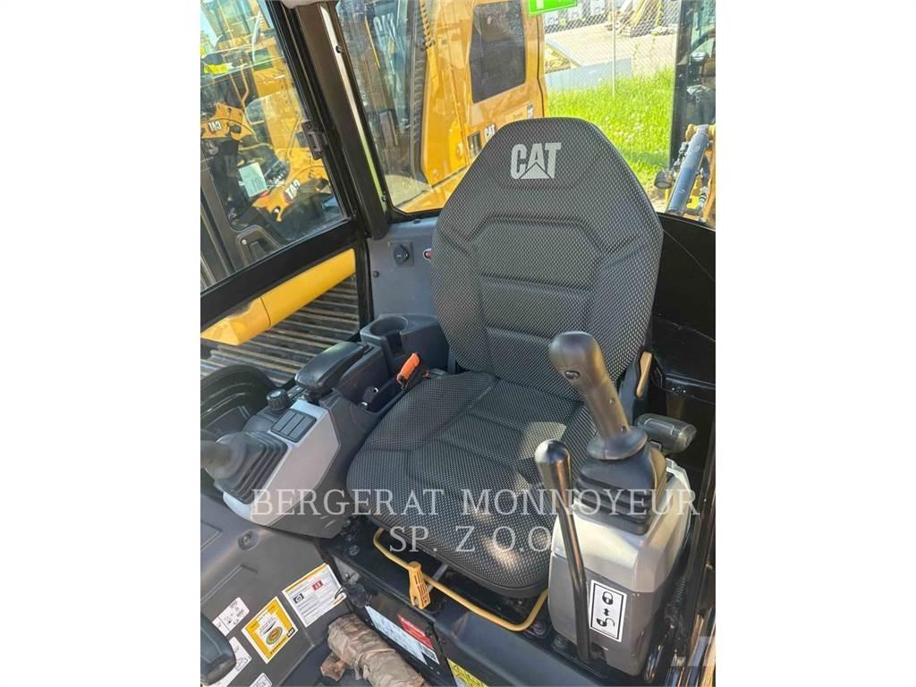 CAT 301.8 Гусеничні екскаватори