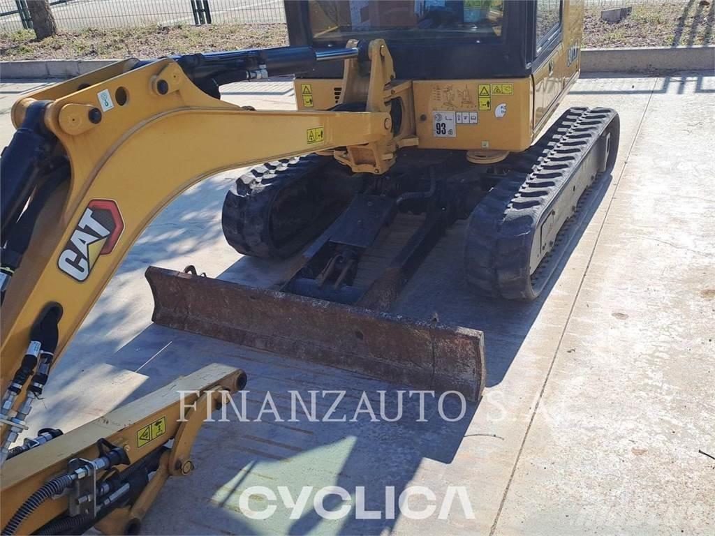 CAT 301.8 Гусеничні екскаватори