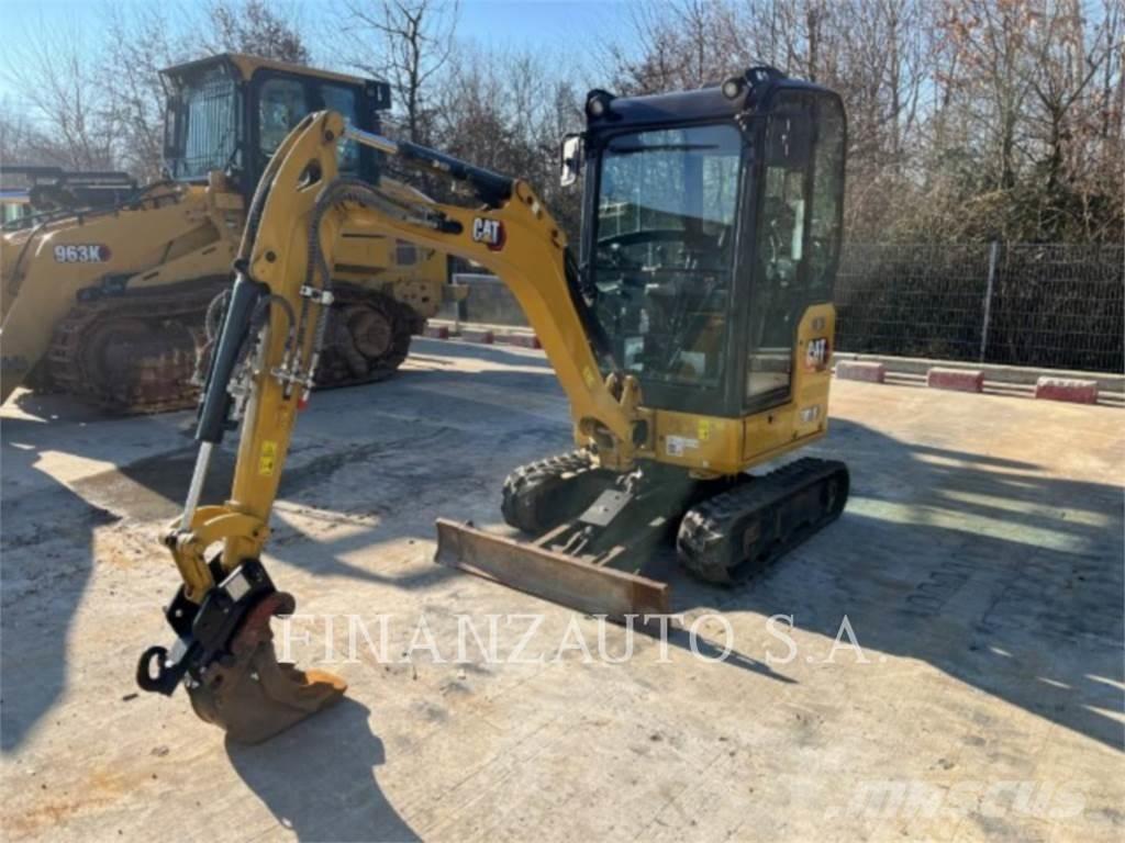CAT 301.8 Гусеничні екскаватори