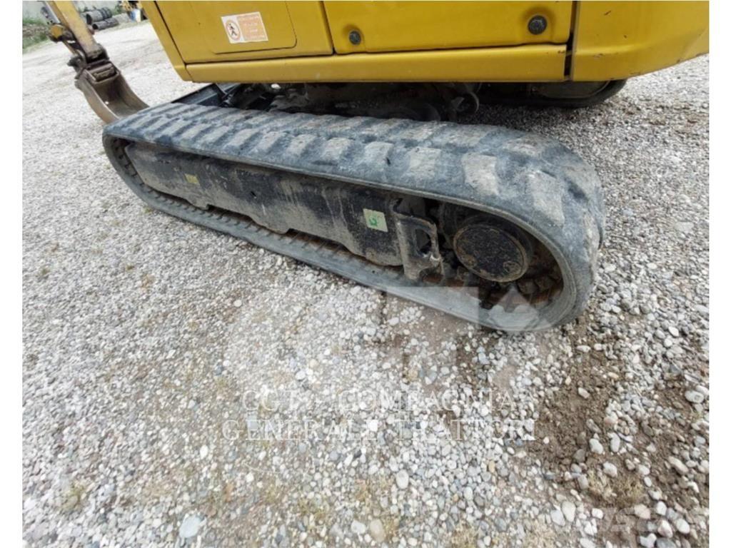 CAT 301.8 Гусеничні екскаватори