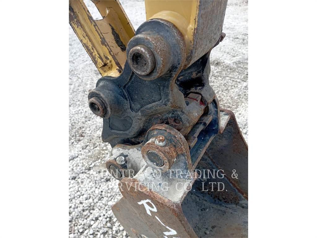 CAT 301.8-05 Гусеничні екскаватори