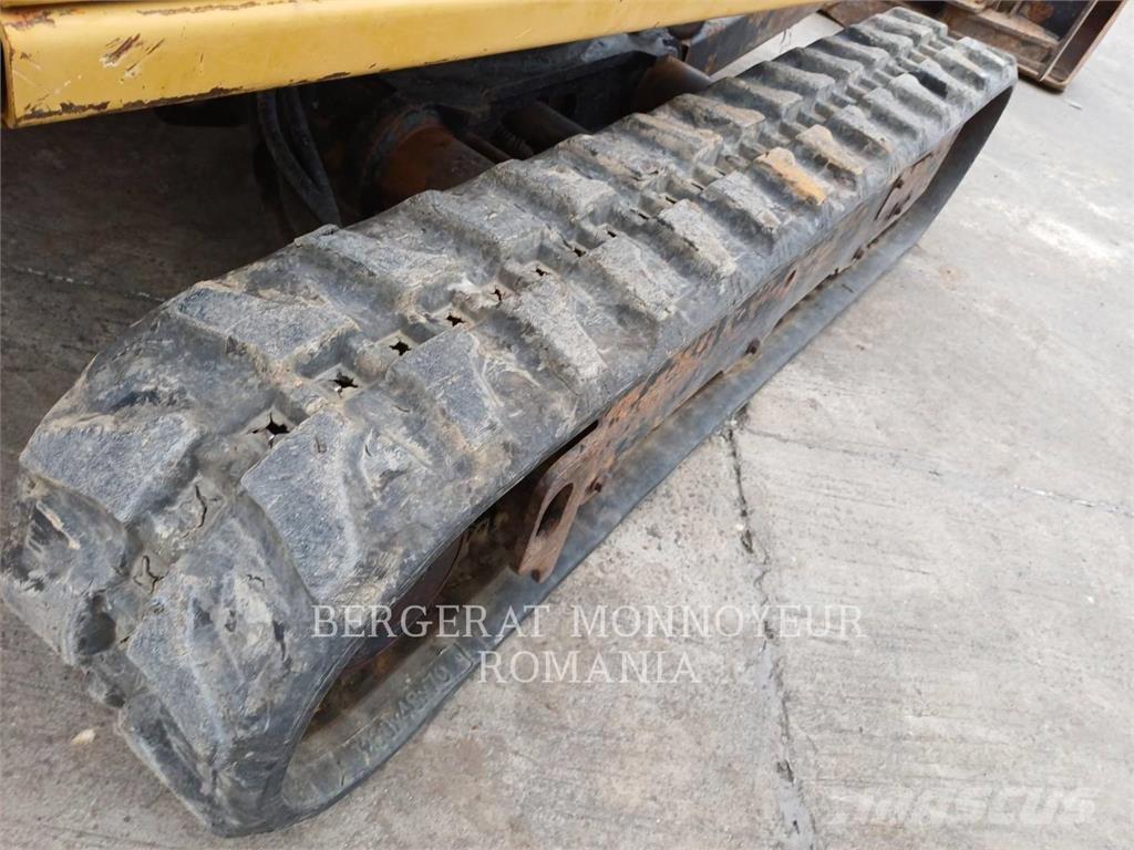 CAT 301.8-05 Гусеничні екскаватори