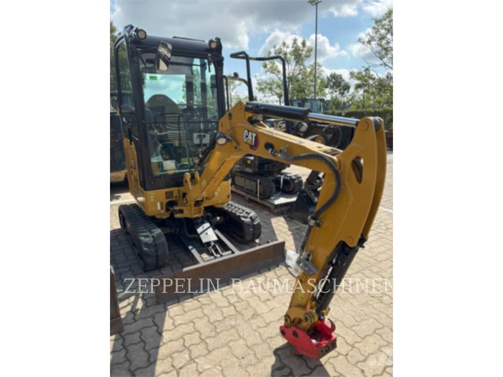 CAT 301.8-05A Гусеничні екскаватори