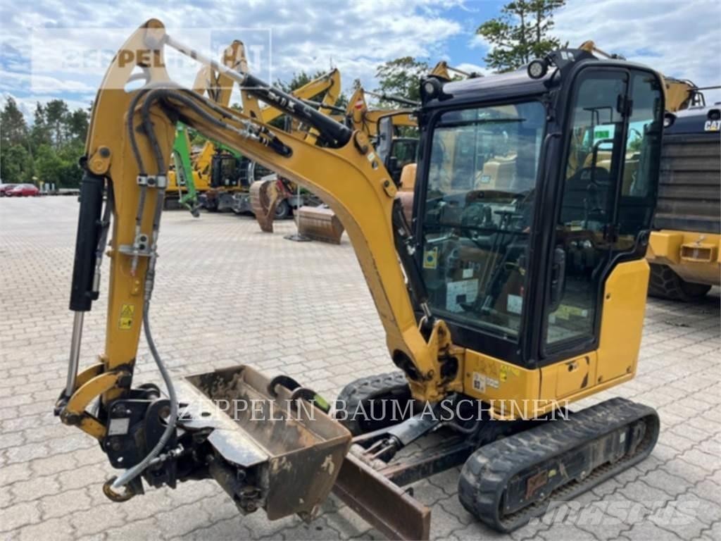 CAT 301.8-05A Гусеничні екскаватори