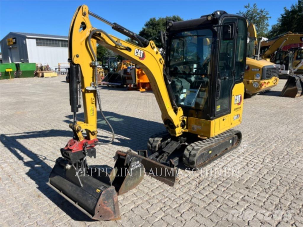 CAT 301.8-05A Гусеничні екскаватори