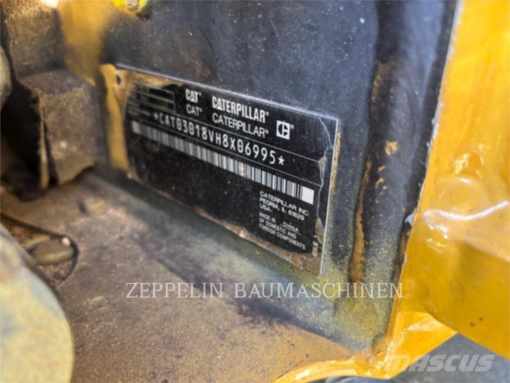 CAT 301.8-05A Гусеничні екскаватори