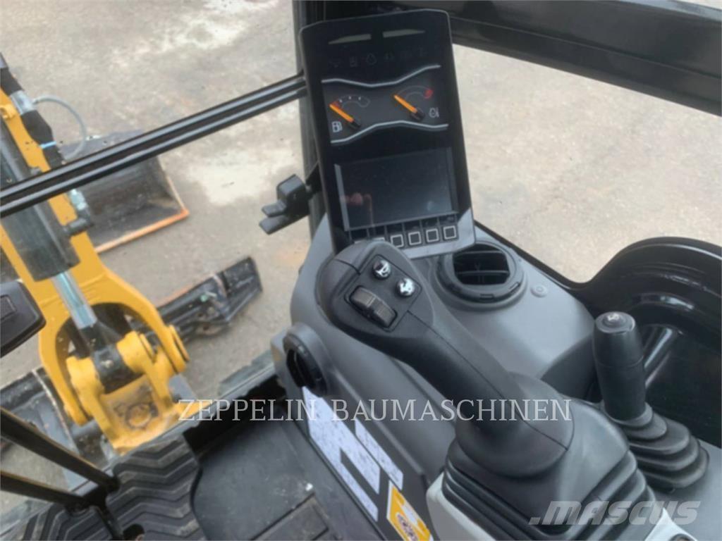 CAT 301.8-05A Гусеничні екскаватори