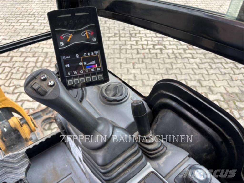 CAT 301.8-05A Гусеничні екскаватори