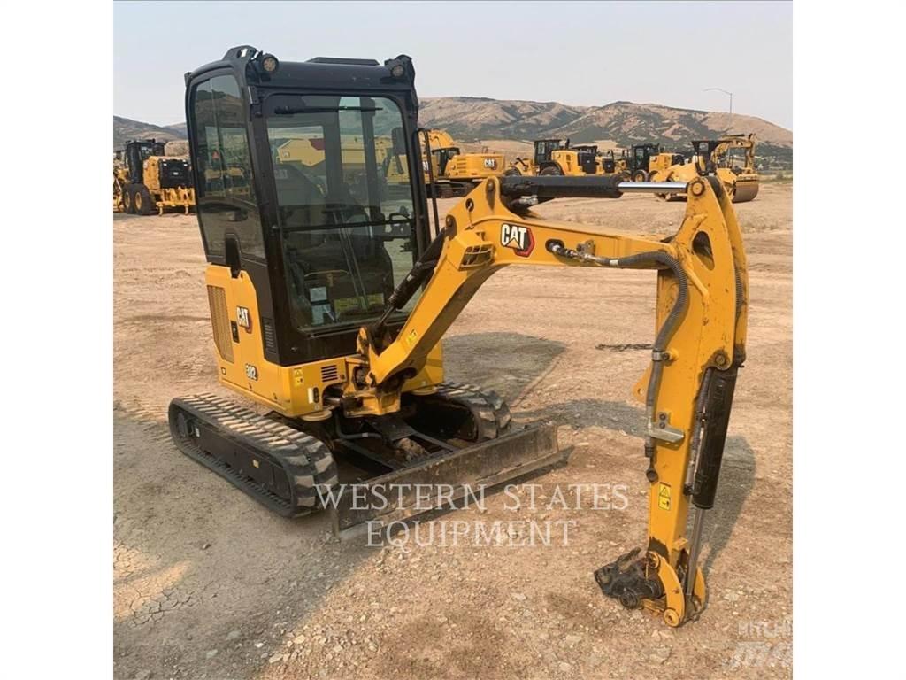 CAT 302 Гусеничні екскаватори