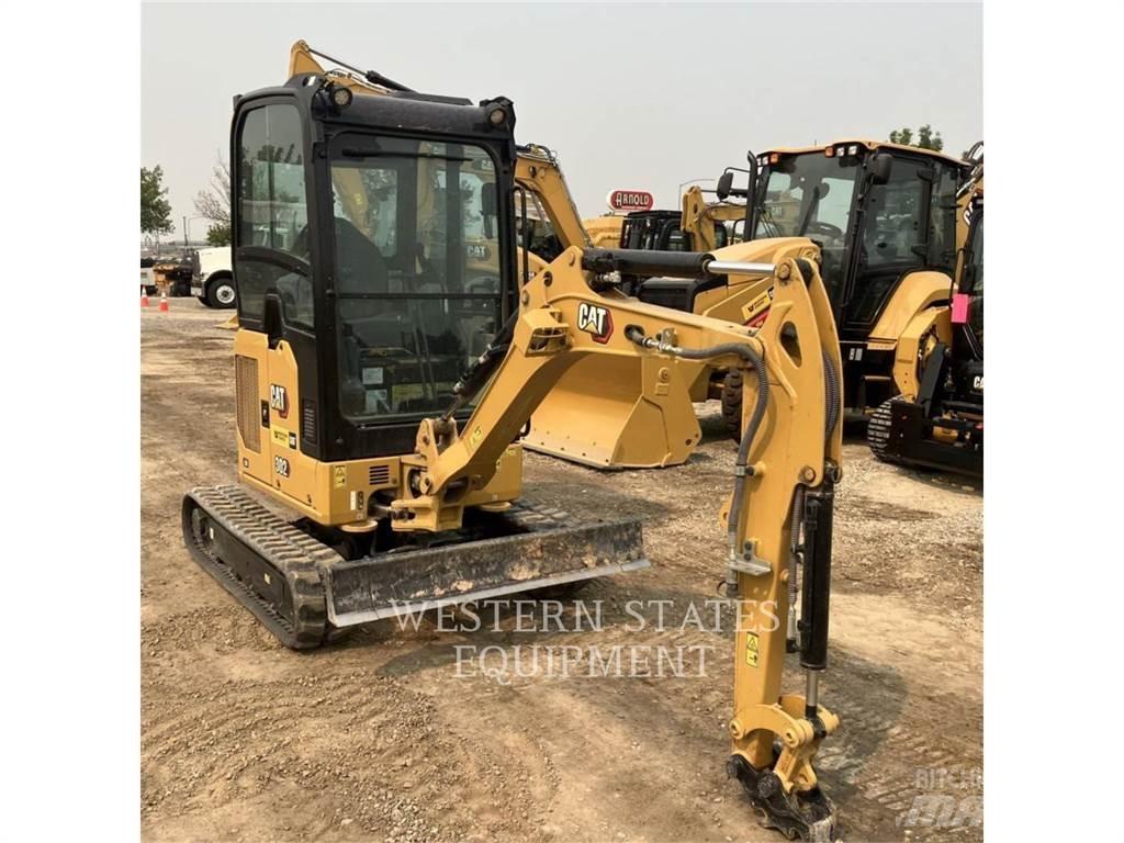 CAT 302 Гусеничні екскаватори