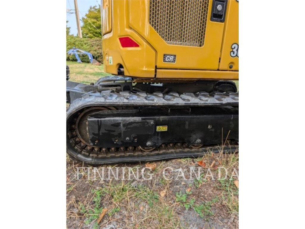 CAT 302 Гусеничні екскаватори