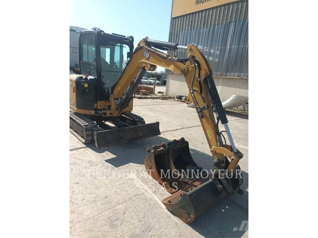 CAT 302.7 Гусеничні екскаватори