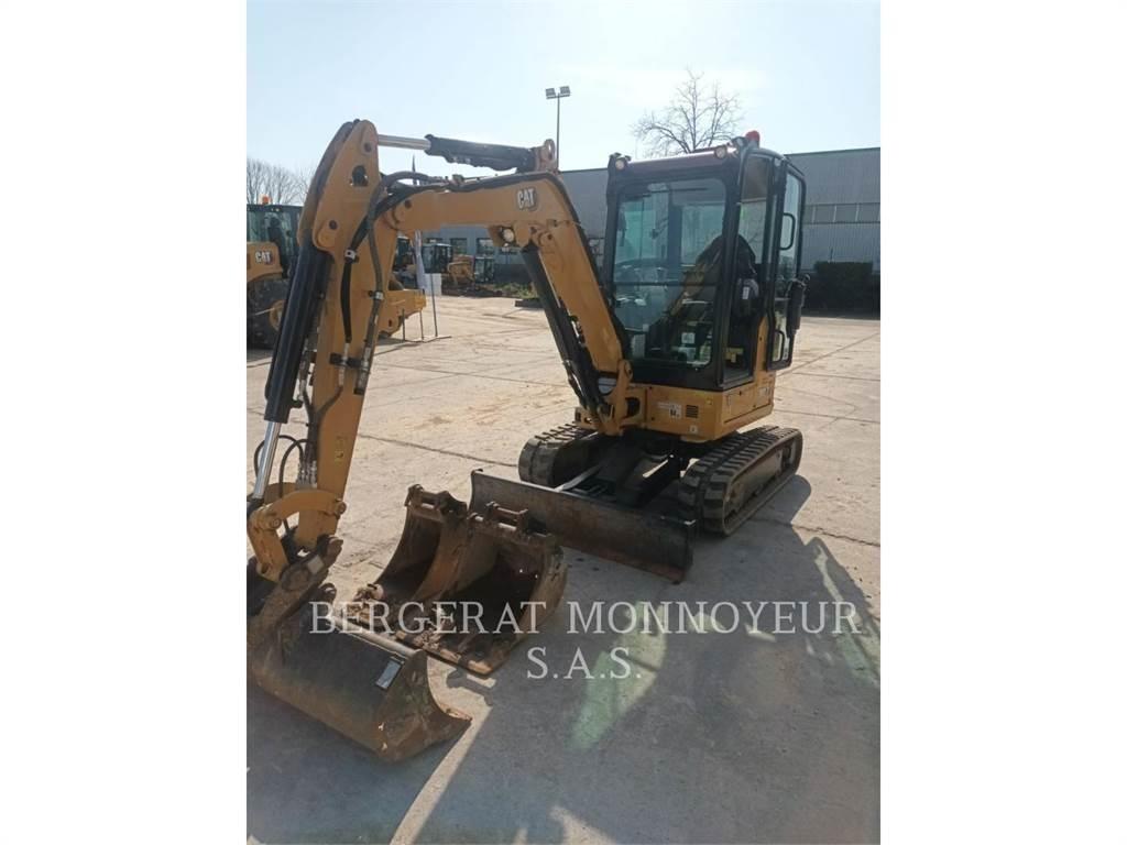 CAT 302.7 Гусеничні екскаватори