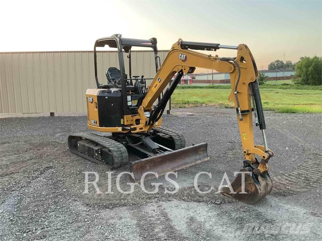 CAT 302.7 Гусеничні екскаватори