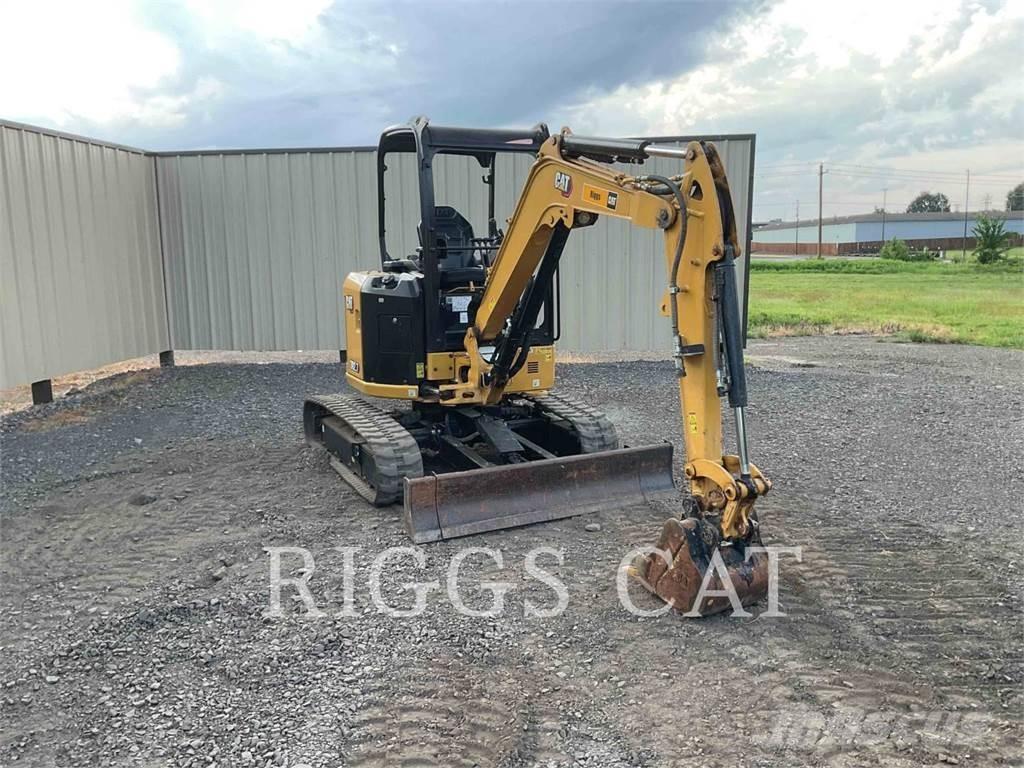 CAT 302.7 Гусеничні екскаватори