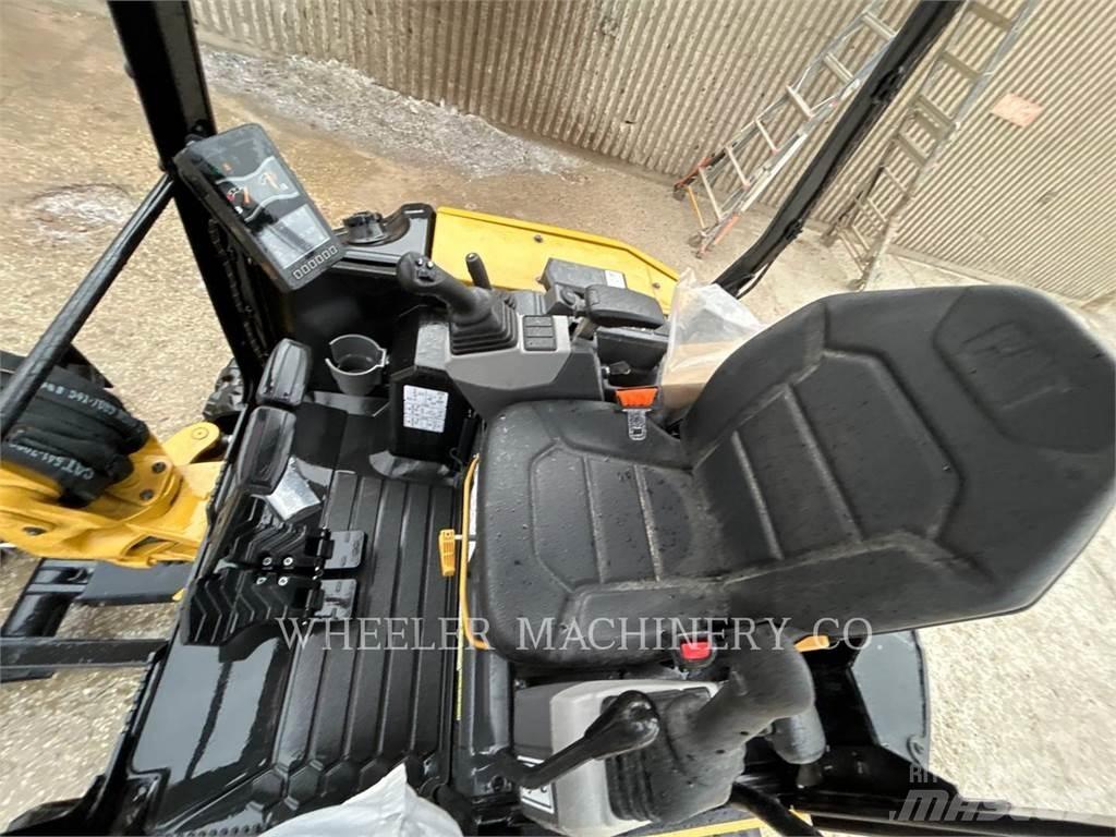 CAT 302.7 C1TH Гусеничні екскаватори