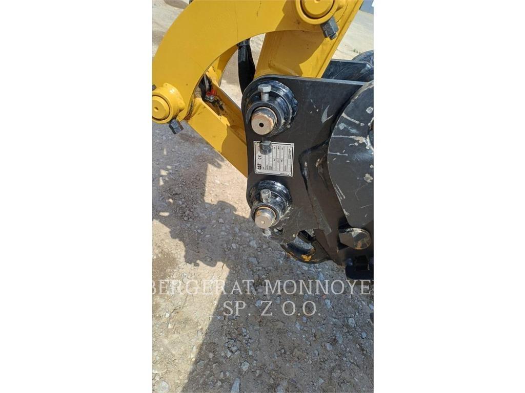 CAT 302.7CR Гусеничні екскаватори