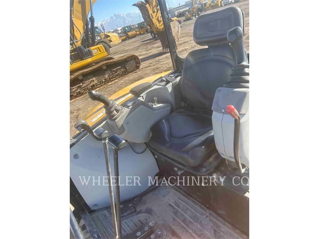 CAT 302.7DC1TH Гусеничні екскаватори