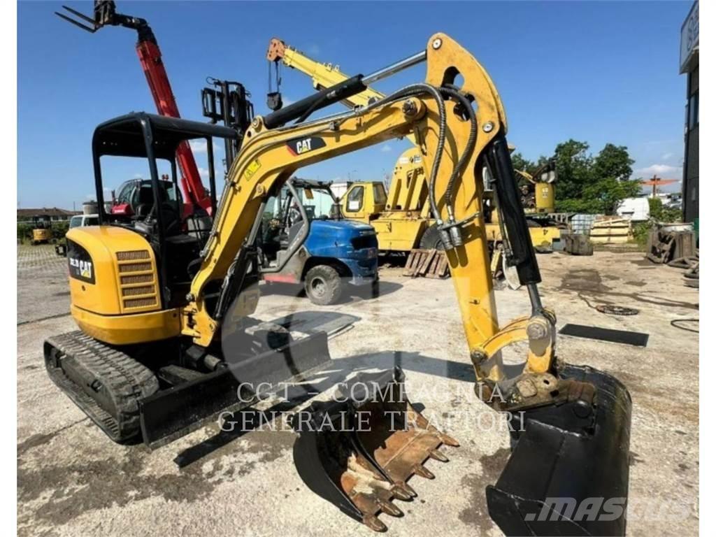 CAT 302.7DCR Гусеничні екскаватори