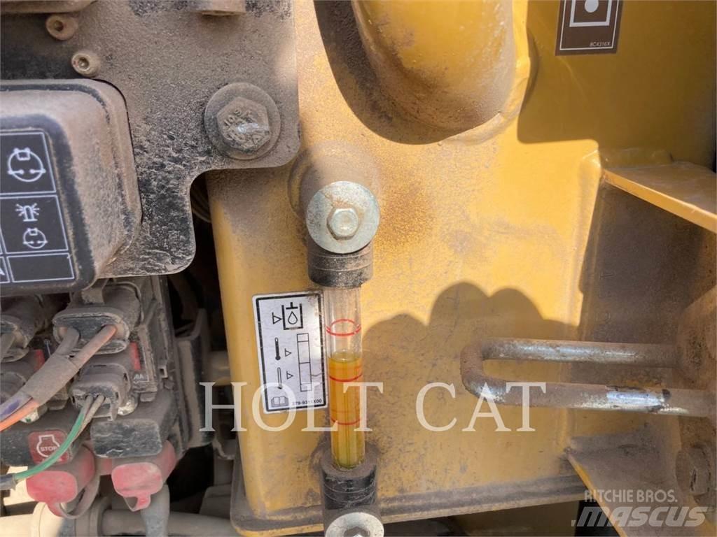 CAT 303.5 CR Гусеничні екскаватори