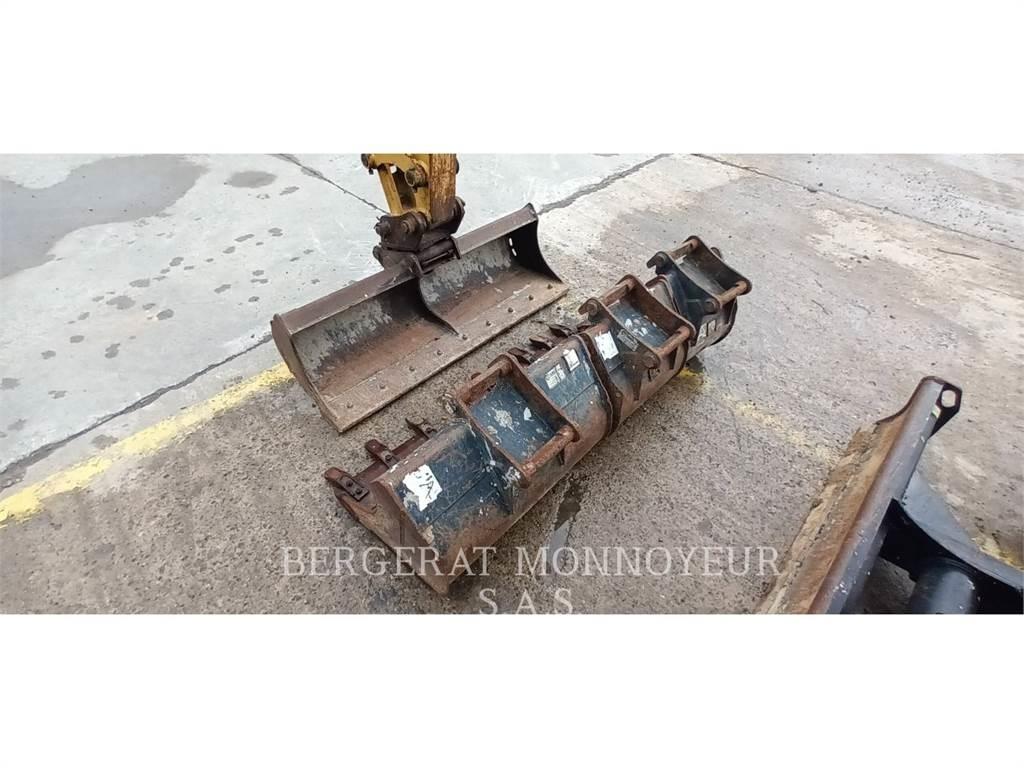 CAT 303.5E CR Гусеничні екскаватори