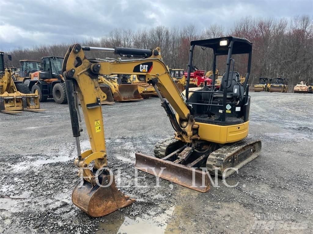 CAT 303ECR Гусеничні екскаватори