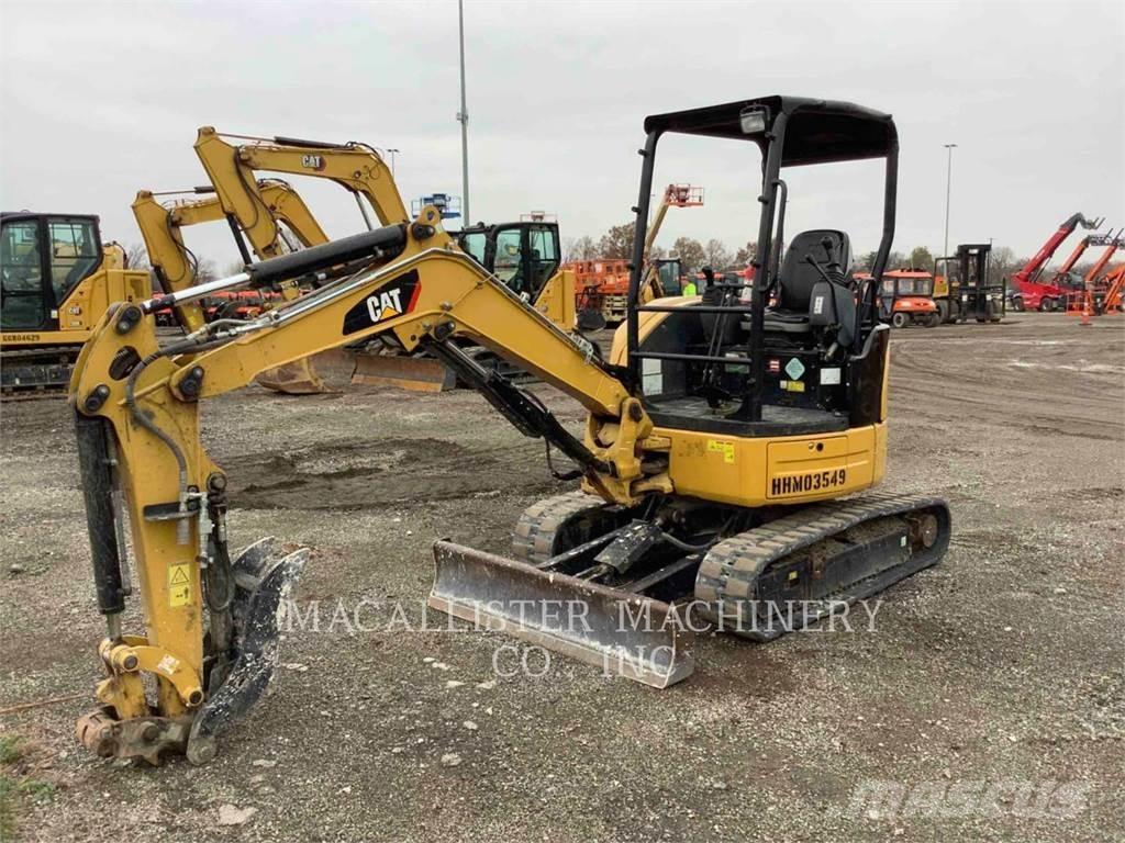 CAT 303ECR Гусеничні екскаватори