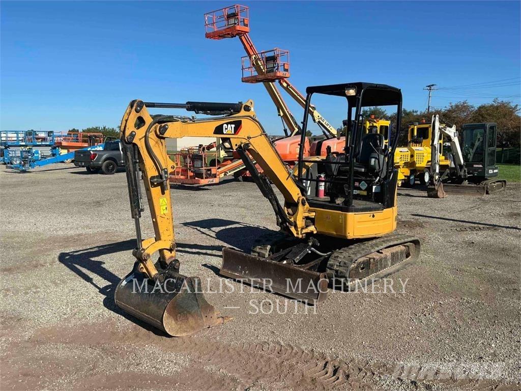 CAT 303ECR Гусеничні екскаватори