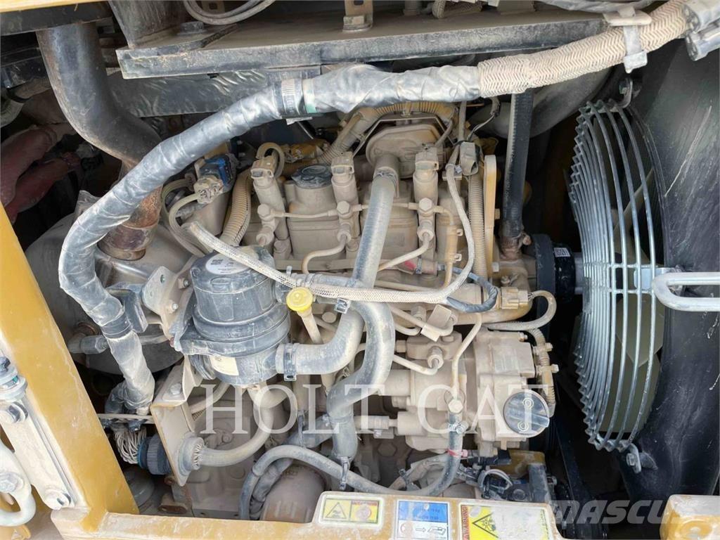 CAT 304 Гусеничні екскаватори