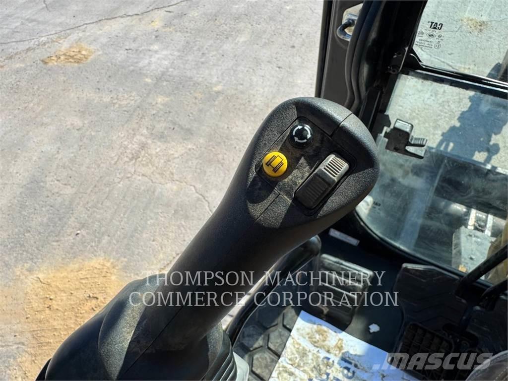 CAT 304-07 Гусеничні екскаватори