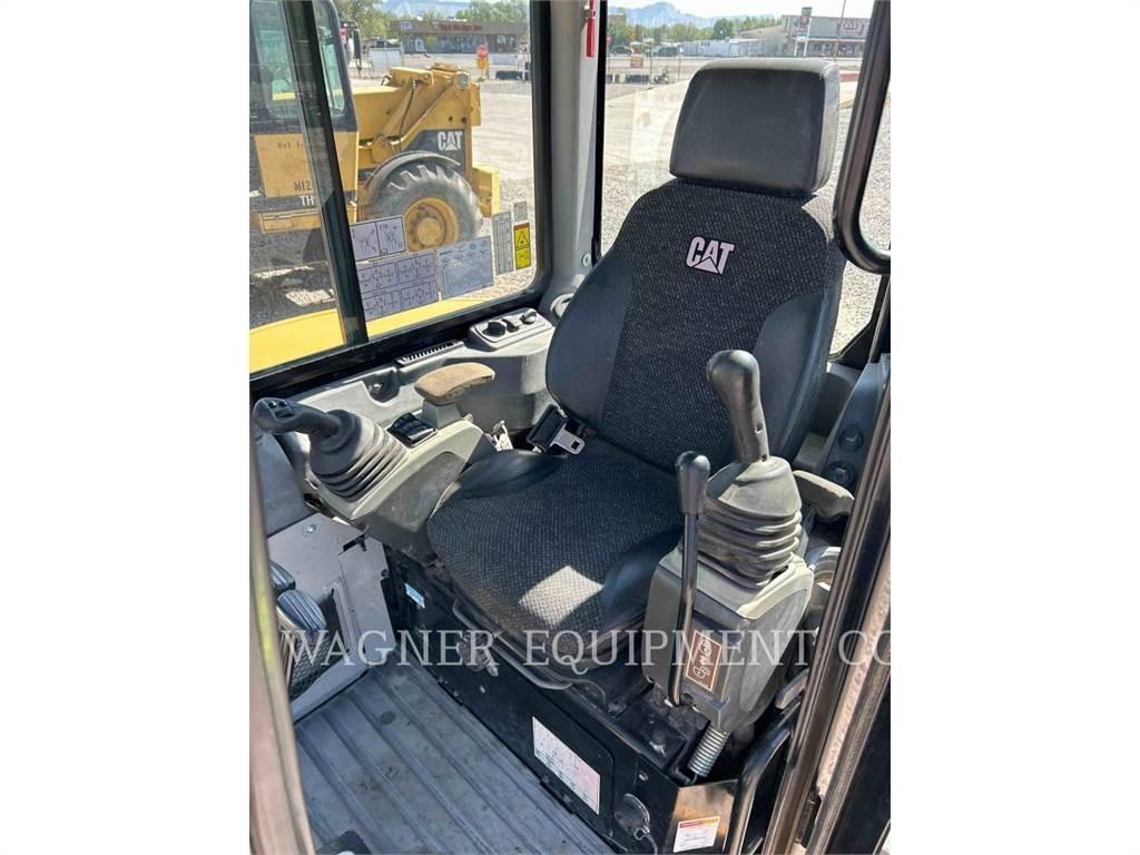 CAT 304.5E2 Гусеничні екскаватори