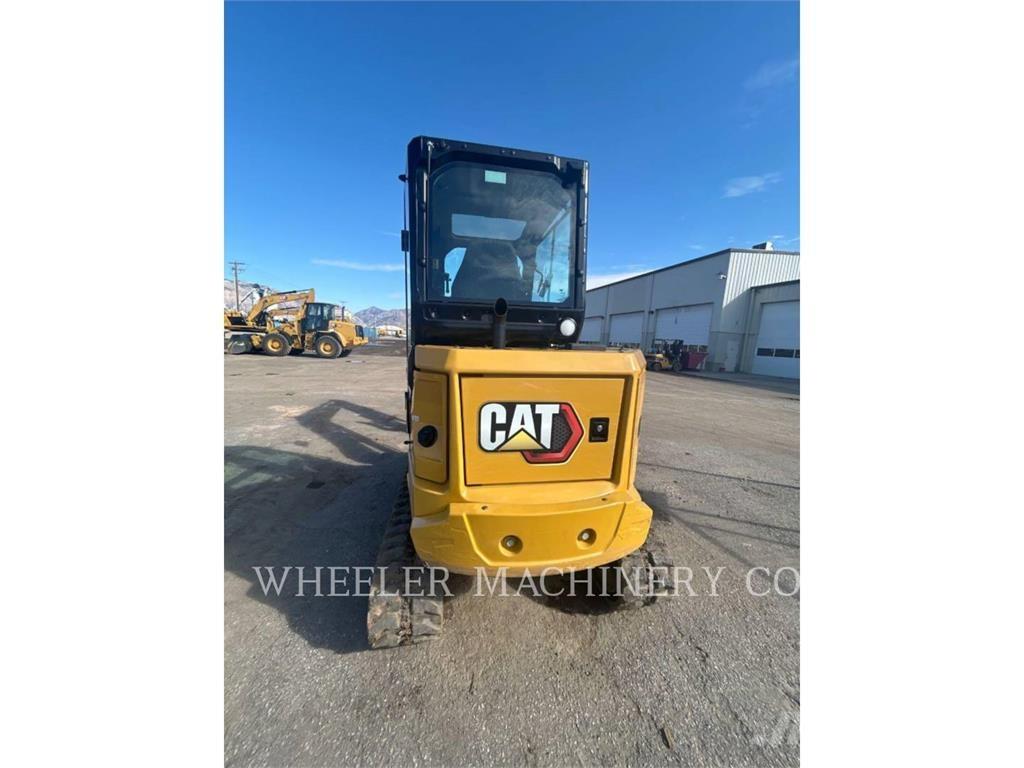 CAT 304 C3 TH Гусеничні екскаватори